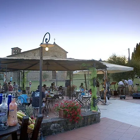 Castellare Di Tonda פארק נופש 4*