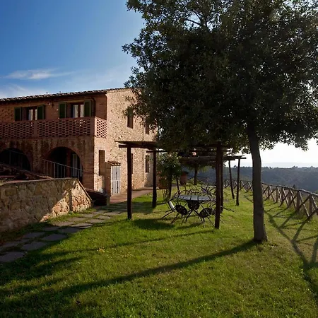 Castellare Di Tonda Ferienpark 4*