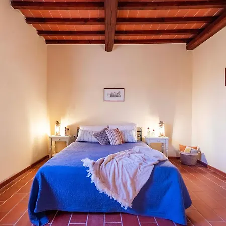 Castellare Di Tonda Ferienpark 4*