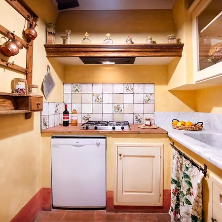 Castellare Di Tonda 4*