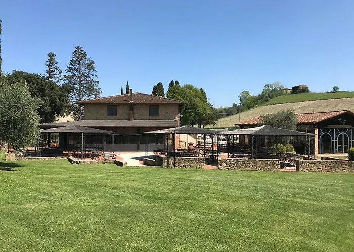 Castellare Di Tonda ホリデーパーク モンタイオーネ